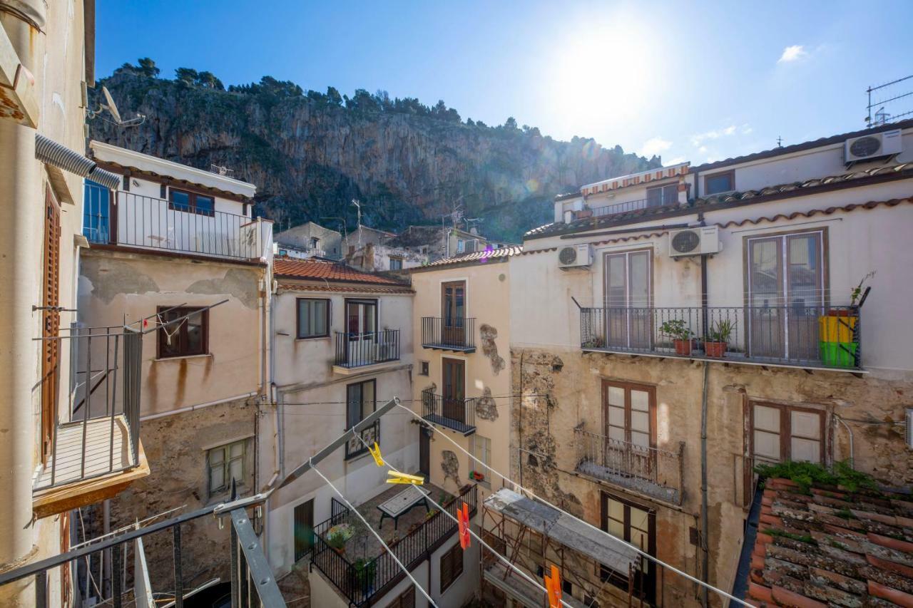 Sicilian Dream Apartments Чефалу Екстер'єр фото